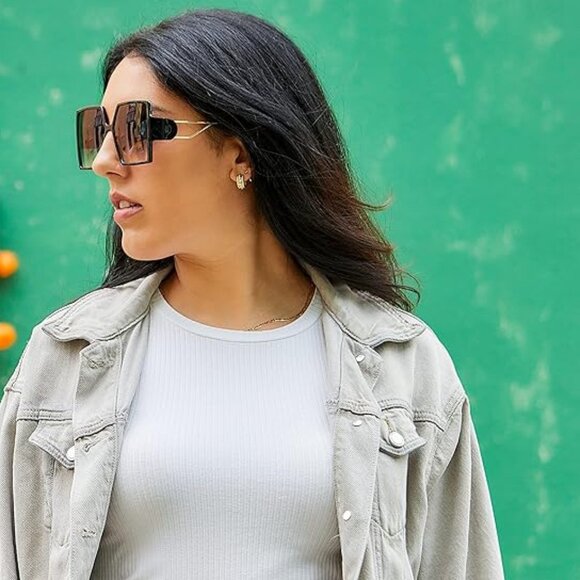 Light shape design ~ large square sunglasses - Picture 1 of 5